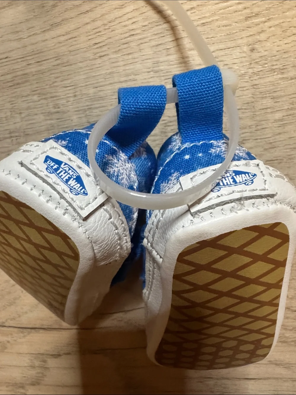VAN’S Blue Snowflake Slip-On Crib Shoes